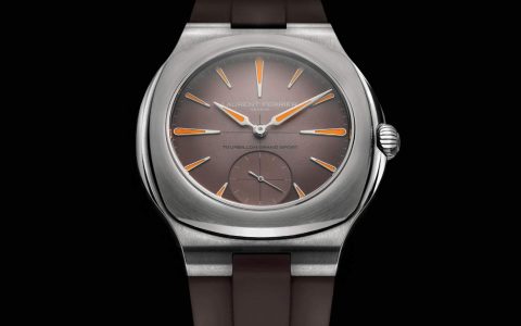 獨(dú)立制表商Laurent Ferrier推出陀飛輪Grand Sport鋼質(zhì)表鏈腕表限量款12枚