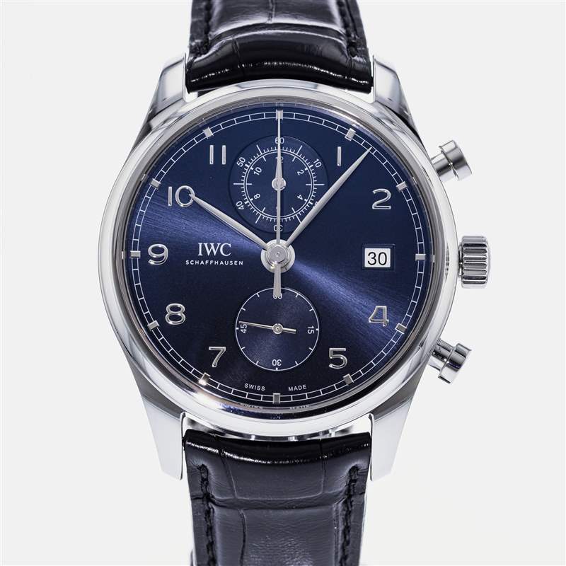 IWC Schaffhausen 葡萄牙計時碼表 Classic Ref. 的士兵射擊。 IW3903-03