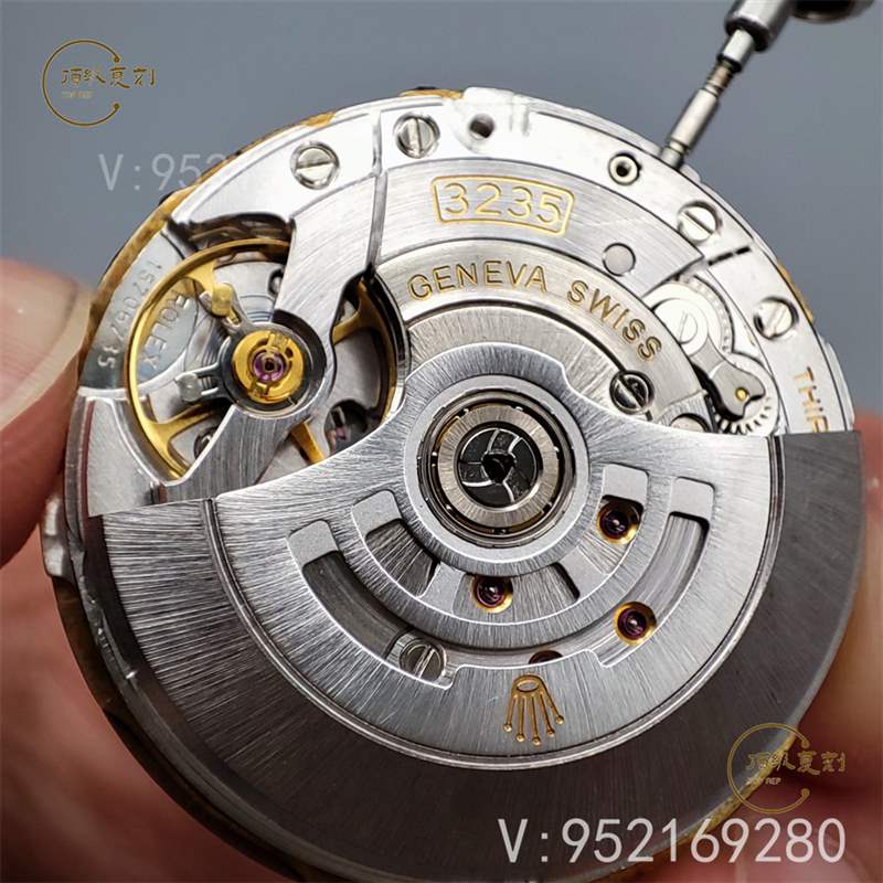 VS廠勞力士日志和C廠日志兩家3235機(jī)芯那個(gè)好,性能更穩(wěn)定-復(fù)刻表