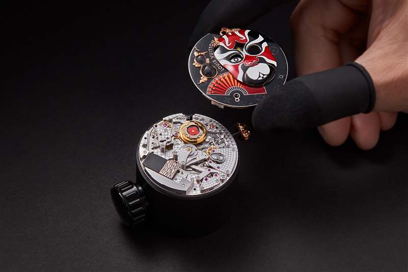 Louis Vuitton推出高級腕表新作：Tambour Fiery Heart動偶腕表、Tambour Opera動偶腕表，Tambour Moon飛行陀飛輪日內(nèi)瓦印記系列腕表