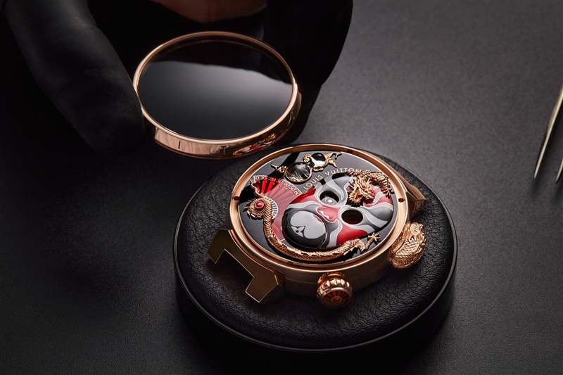 Louis Vuitton推出高級腕表新作：Tambour Fiery Heart動偶腕表、Tambour Opera動偶腕表，Tambour Moon飛行陀飛輪日內(nèi)瓦印記系列腕表