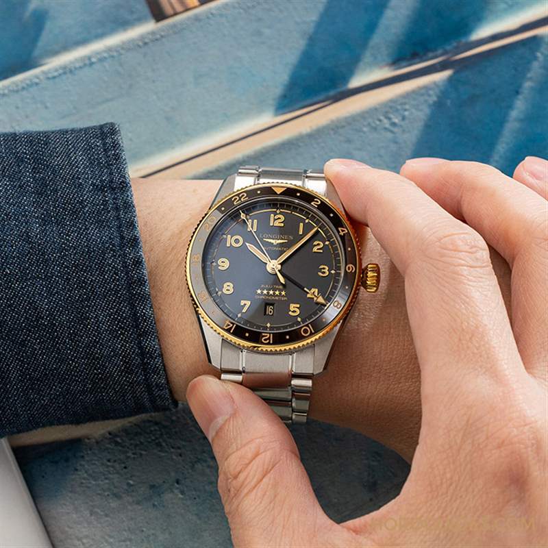 LONGINES - 為此地與彼時，都鍍上Golden Hour：浪琴表Spirit Zulu Time，新增18K黃金細節